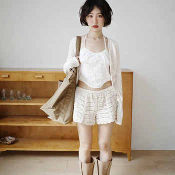 Weave knit shorts