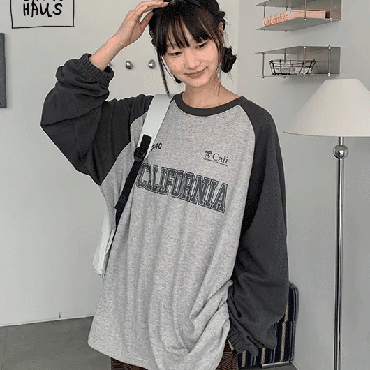 Batillo Color Block Lettering Oversized Sweatshirt