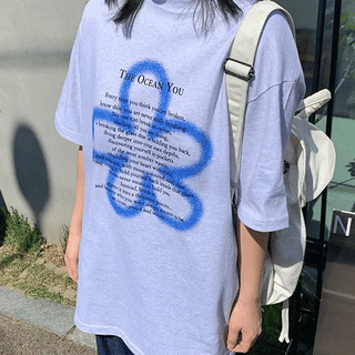 Arsène Clover Lettering Oversized Short Sleeve Tee