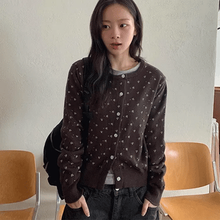 Hikan Flower Round Knit Cardigan