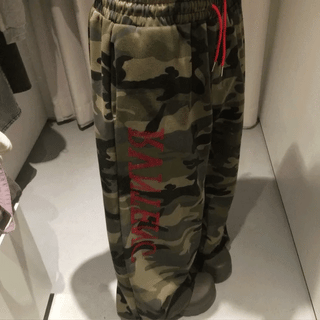 Camo red three line pants