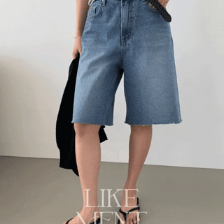 New Moon Stripe Light Blue Bermuda Denim