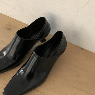 Fuzzy Square TwoWay Midi Heels