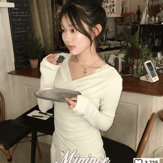 René Ballet Mood Wrap T-shirt