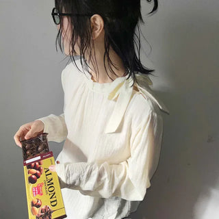 corsage stitch shirt