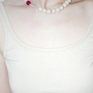 Shell point necklace