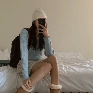 Pillow Pastel Collar Button Knit