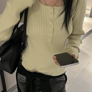Horin Slim Henley Neck Knit