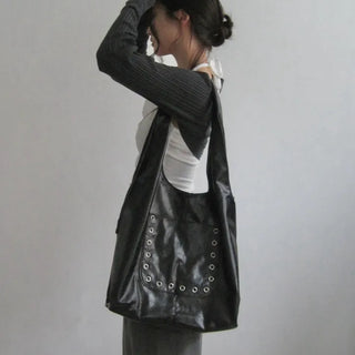 Eyelet Big Leather Shoulder Bag