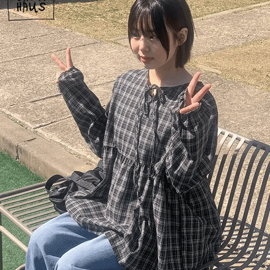 Laminne Check Ribbon Shirring Blouse