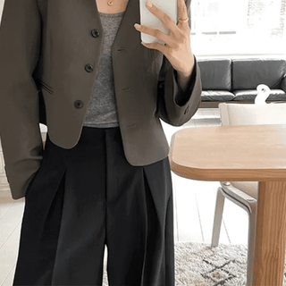 Mewing Collarless SemiCrop Jacket