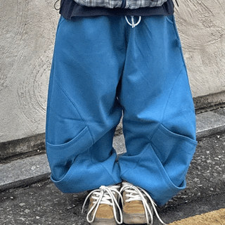 Washing balloon cargo pants