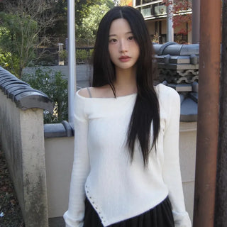 Soft Stud Asymmetrical Knit T-shirt