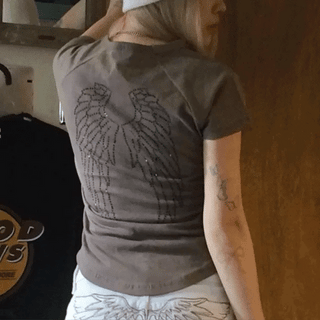 hook T-shirt