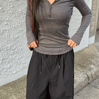 See-through button T-shirt