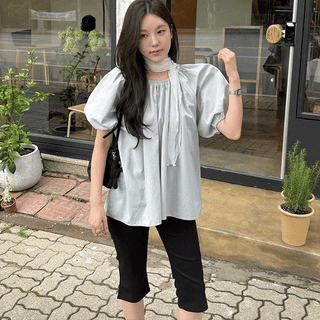 Muti Puff Short Sleeve Flare Blouse