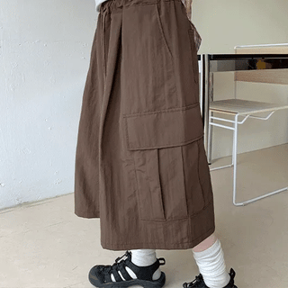 Kiye Elastic Nylon Bermuda Cargo Pants
