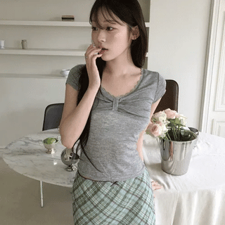 Soro Ribbon Short Sleeve Top