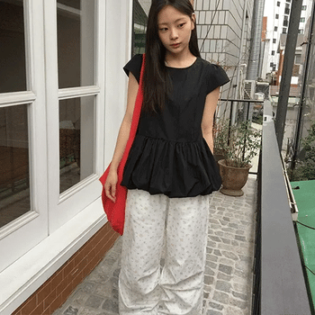 Ahidi Balloon Pumpkin Cap Sleeve Blouse