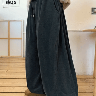 Kanbel Corduroy Velvet Elastic Banded Jogger Pants