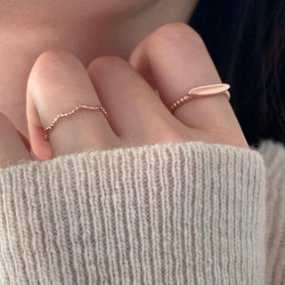 Flat Slim Oval Ring (3 colors / Sizes 9–19)