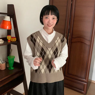 Humming Argyle Vest