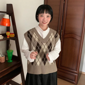 Humming Argyle Vest