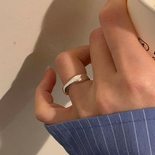 Classic Wave Bold Ring