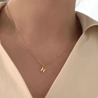 Petit Alphabet Initial Necklace A to Z (Silver/Gold)