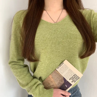 Beautiful Fit V-Neck Basic Wool Knit