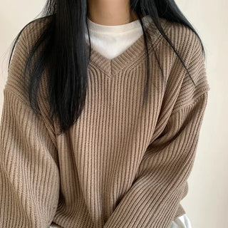 A Must-Have~! Thick Loose-Fit V-Neck Hazzi Knit