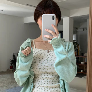 Flower sleeveless top