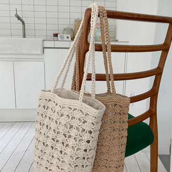 Summer knit shoulder bag