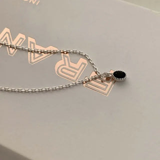 Oval Mini Onyx Necklace
