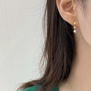 Gold Freshwater Pearl Chain Mini Earrings