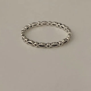 Oxidized Slim Lace Ring