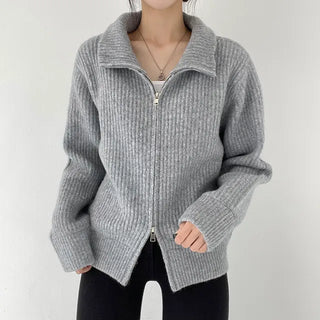 Out-of-this-World Quality, High-Neck Wool Knit Zip-Up Cardigan