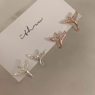 Dolphin Tail Cubic Mini One-Touch Earrings (Silver, Rose Gold)
