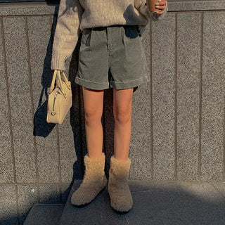 Deir Corduroy Shorts PT
