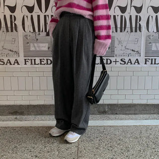 Port wool slacks