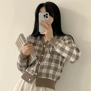 Soft Colors, Check V-Neck Knit Cardigan