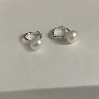Mini Freshwater Pearl One-Touch Earrings