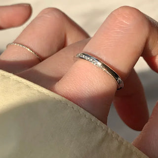 Cubic Twist All-Round Ring (White Gold, Rose Gold)