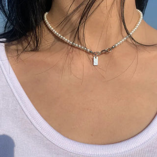 Pearl bar necklace