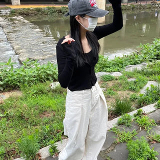 Sleeveless Shirred Cardigan