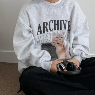 [UNISEX] Aka Cat Sweatshirt