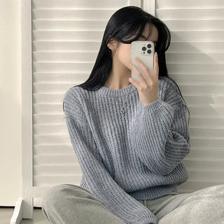 Protective Instinct Avant-Body Fit, Thick Hazzi Round Balloon Long Sleeve Knit