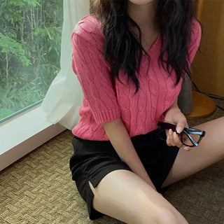 Venue Cable V-Neck Knit