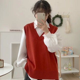 Spell V-neck knit vest