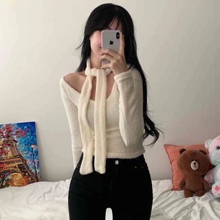 [200% Versatility] Rabbit Terra Choker Lip Neck Long Sleeve Tee for Year-End Looks (3 colors)